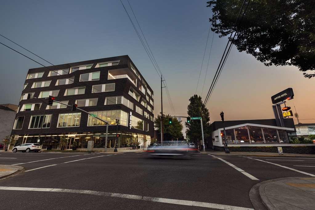 Jupiter Next Hotel Portland Exterior photo